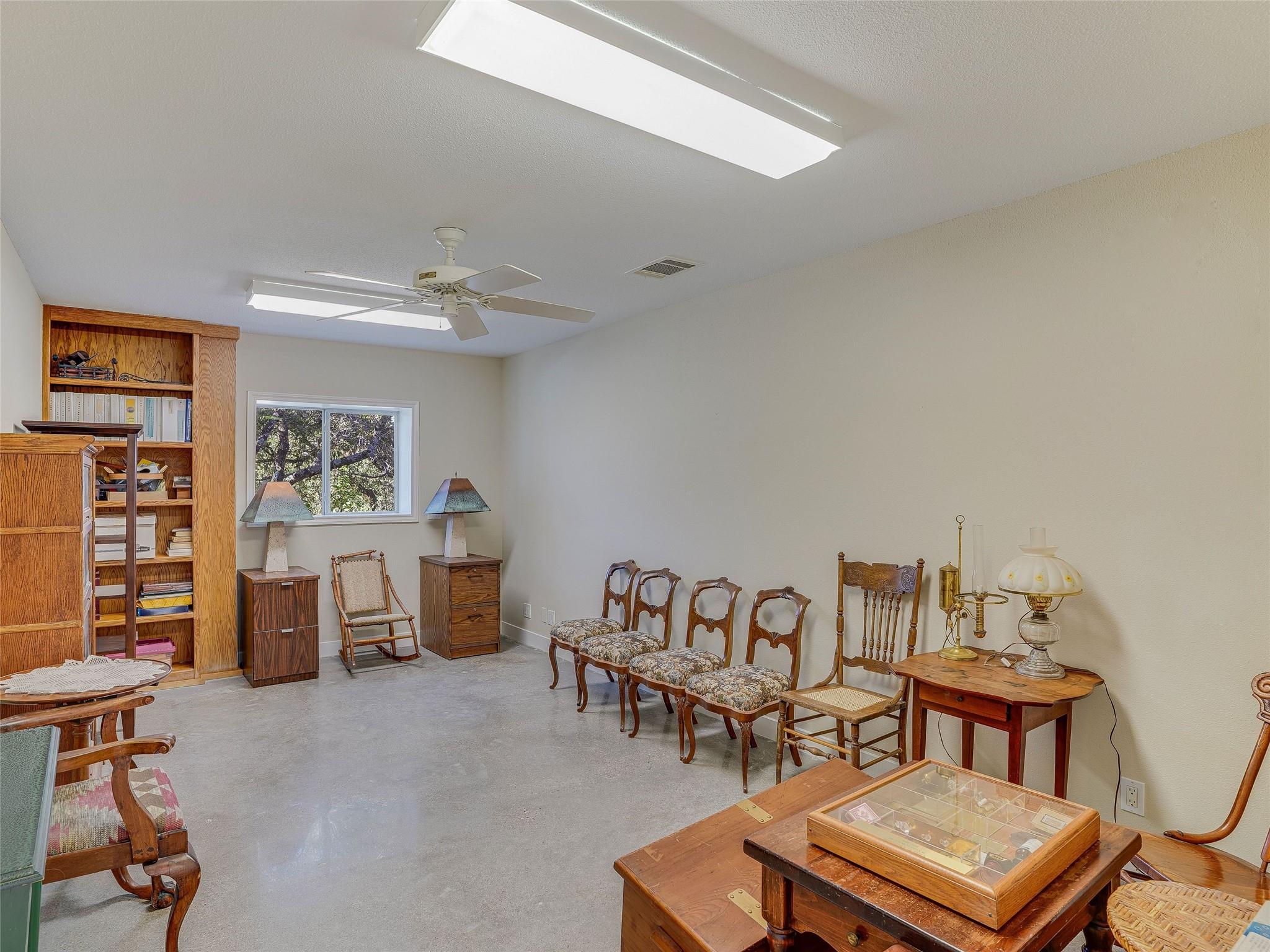 1178 Hidden Creek DR