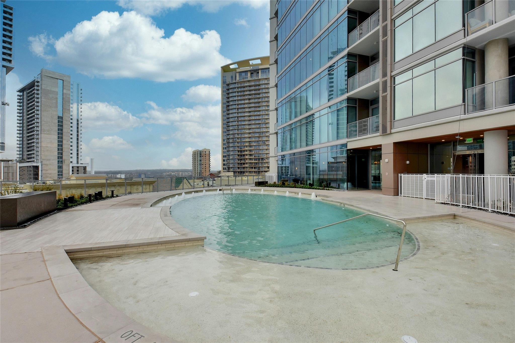 501 West Ave # 1104