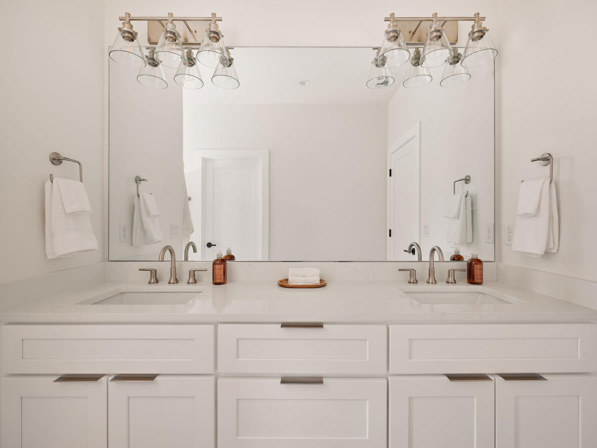 1215 Fort Branch BLVD # 1, Austin Unit: 1