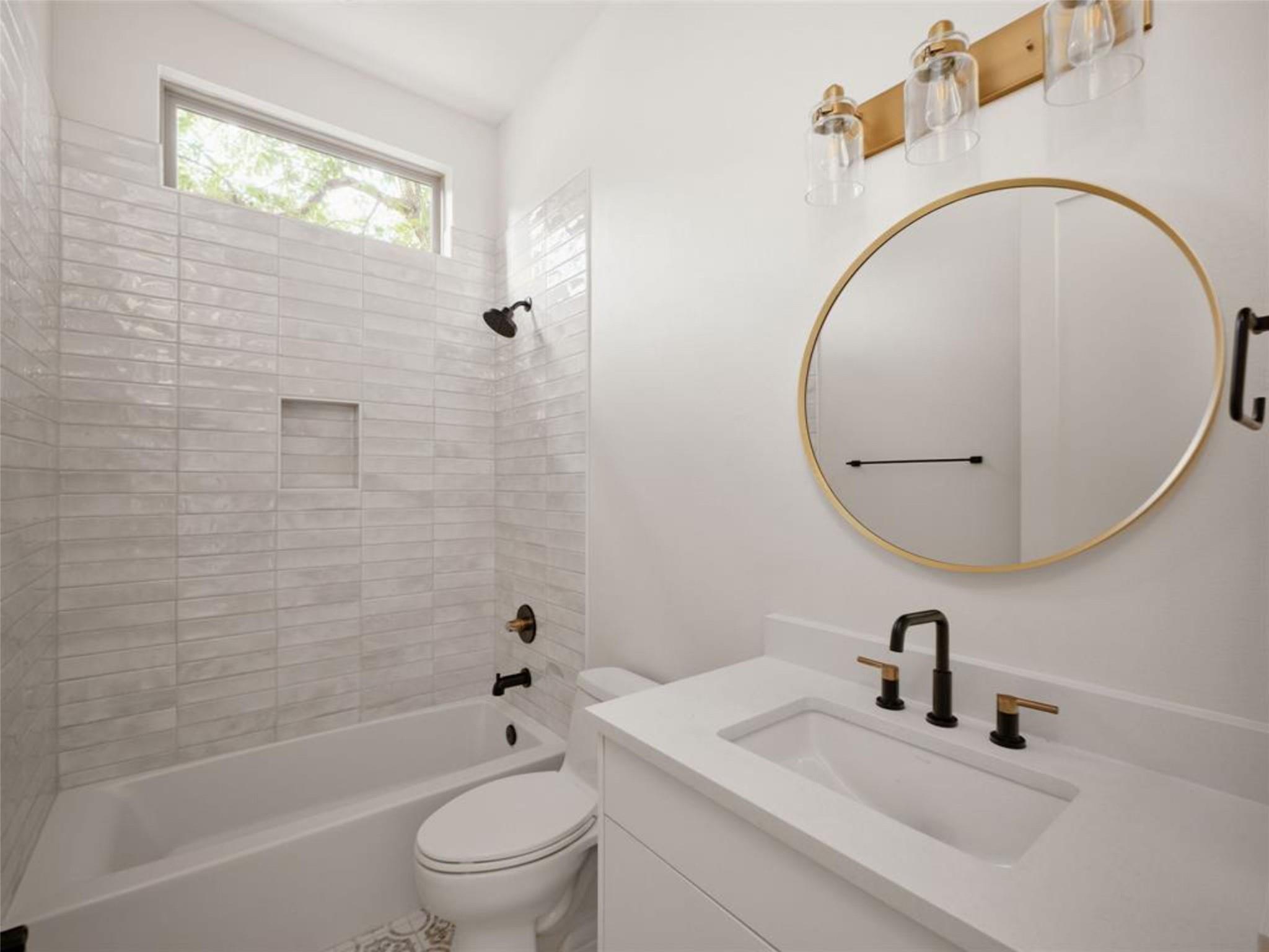 3208 Govalle Ave # 2