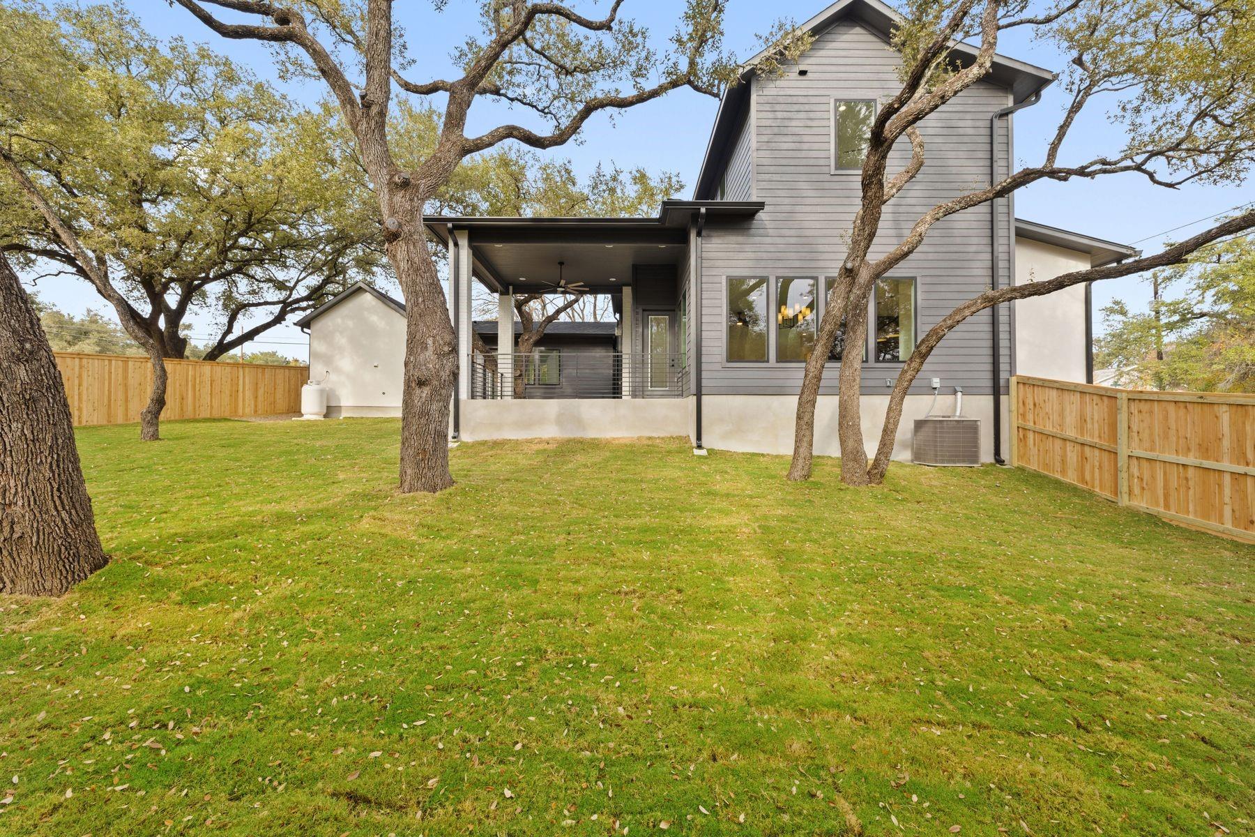 18405 Georgetown DR