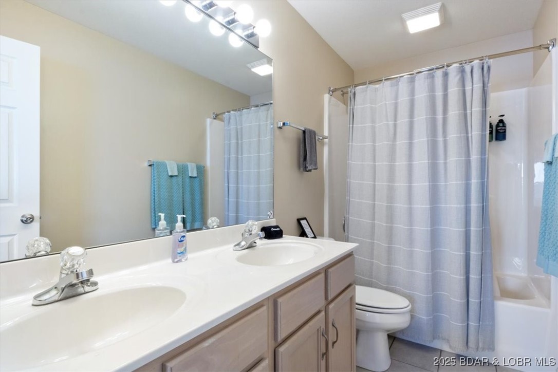 1481 Ledges Drive 1047