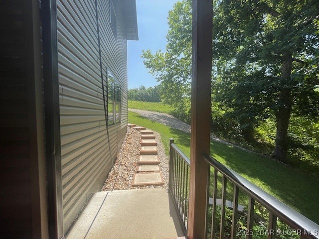 5 Deer Hollow Drive