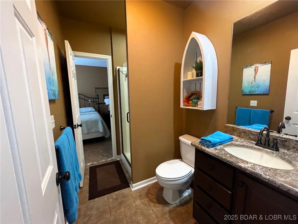 5353 Bayview Court