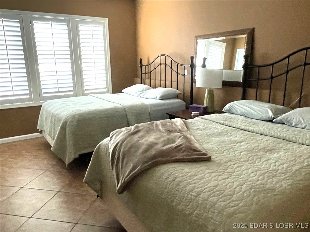 5353 Bayview Court