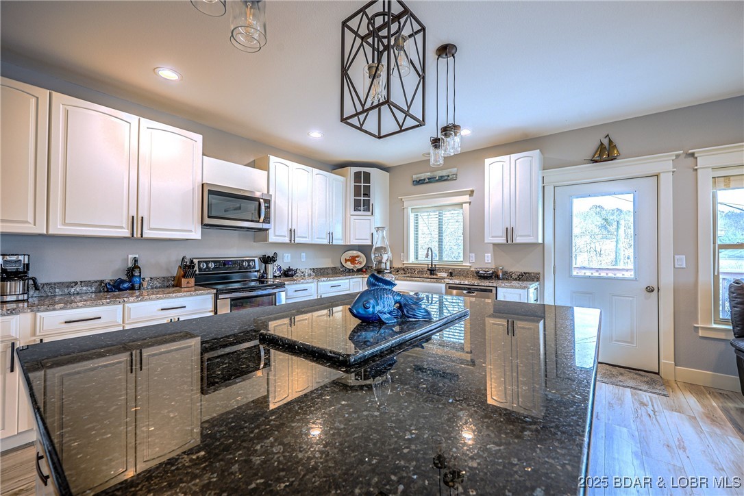 401 Putt N Bay Drive