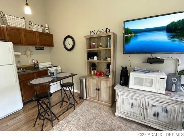 159 Southwood Shores Drive 4D1983