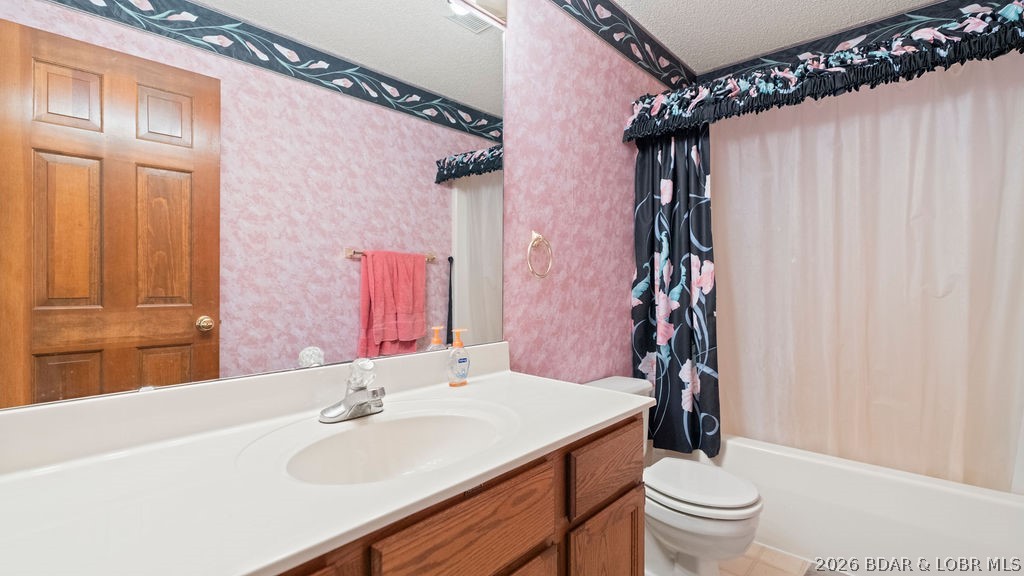 1917 Echo Valley Drive