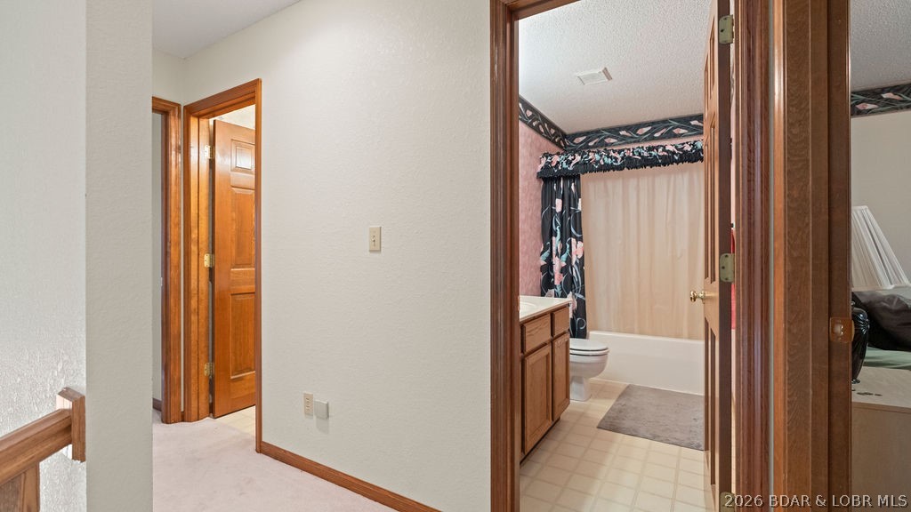 1917 Echo Valley Drive