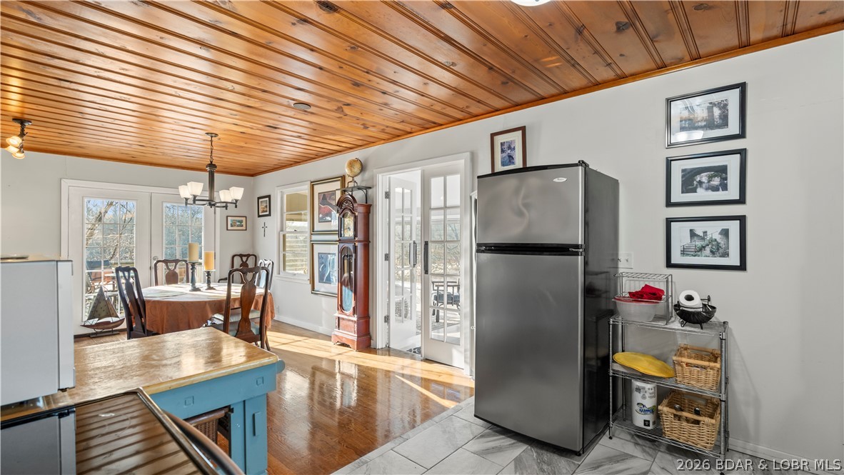 90 Arrowhead Beach Road