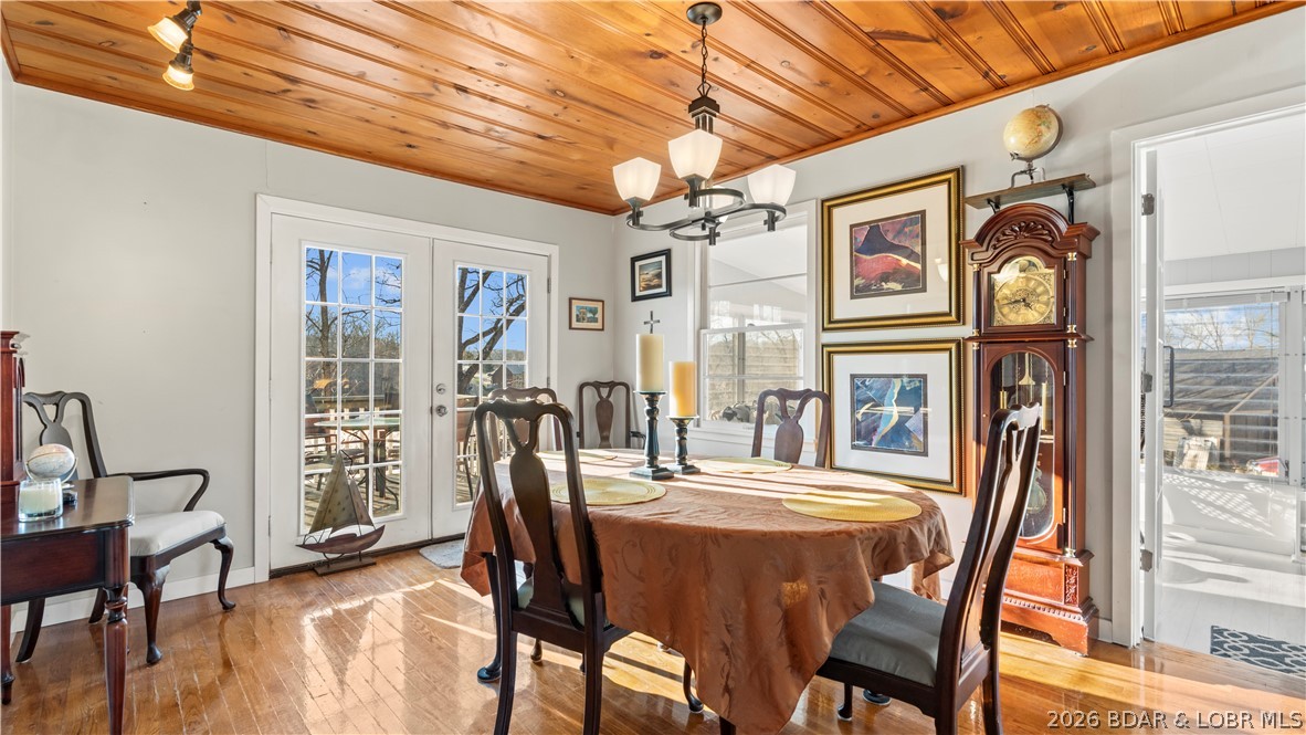 90 Arrowhead Beach Road