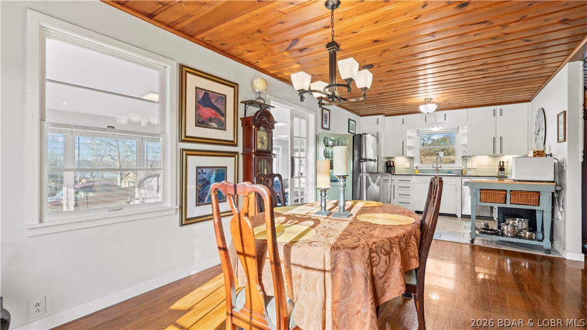 90 Arrowhead Beach Road