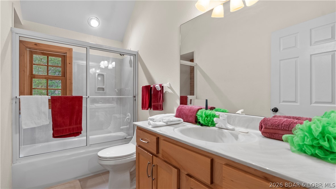 147 West Cross Fox Trail