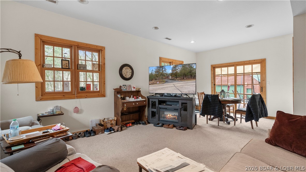 147 West Cross Fox Trail