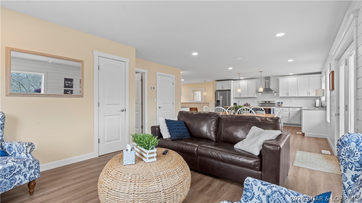 463 Lindsay Lane