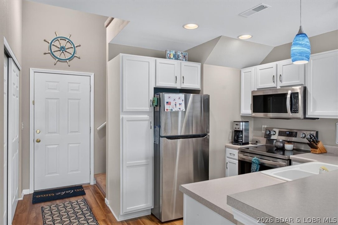 164 Cedar Glen Drive 4C