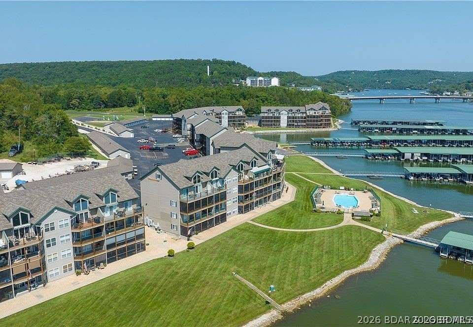 164 Cedar Glen Drive 4C