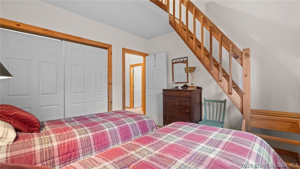 147 West Cross Fox Trail