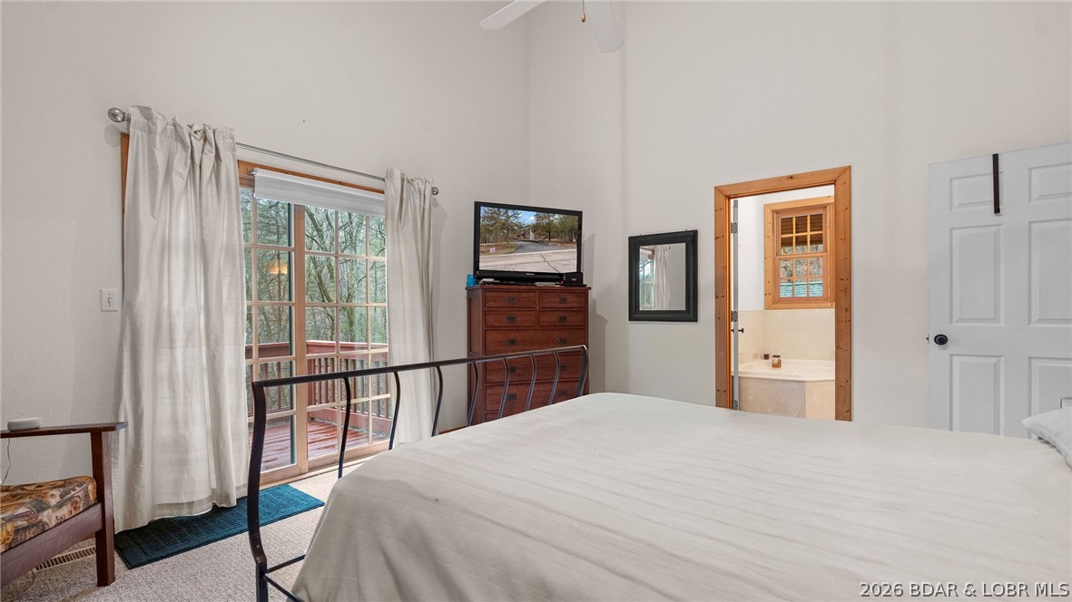 147 West Cross Fox Trail