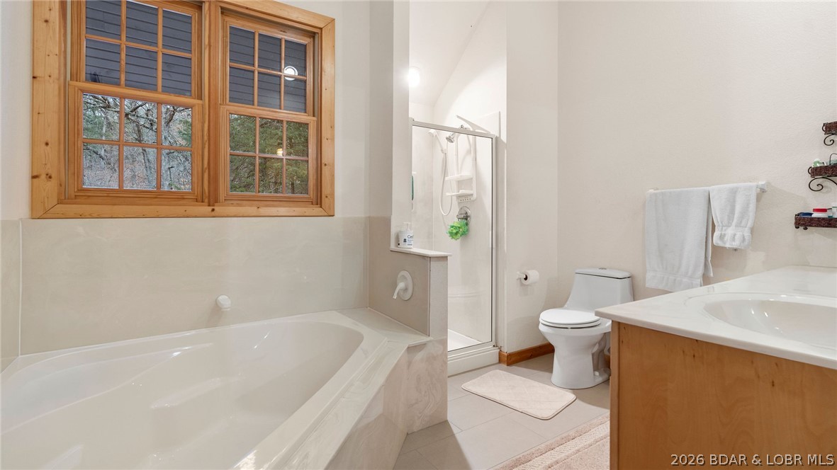 147 West Cross Fox Trail