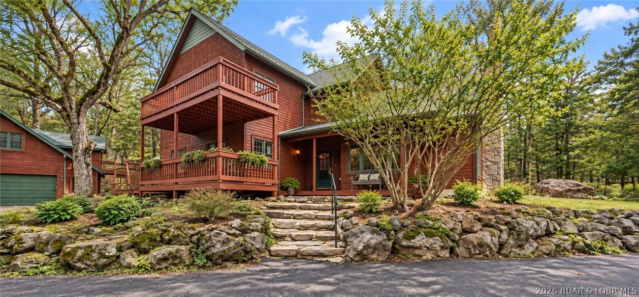 147 West Cross Fox Trail