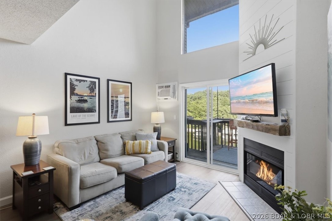 37 Hampton Bay Road 12
