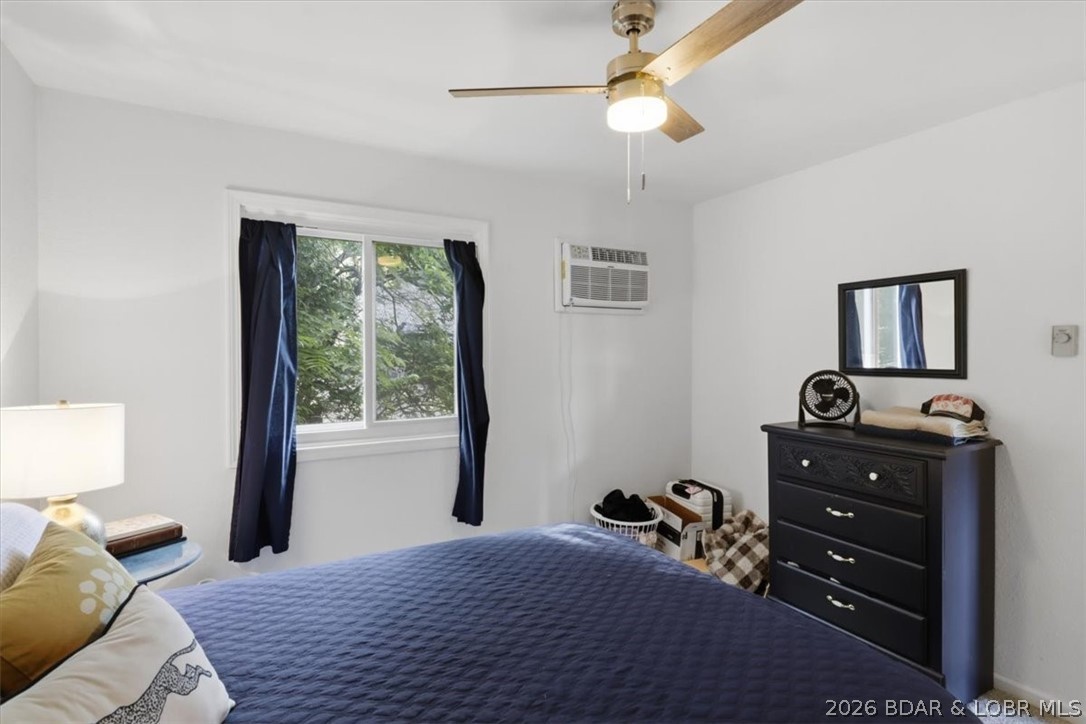 37 Hampton Bay Road 12