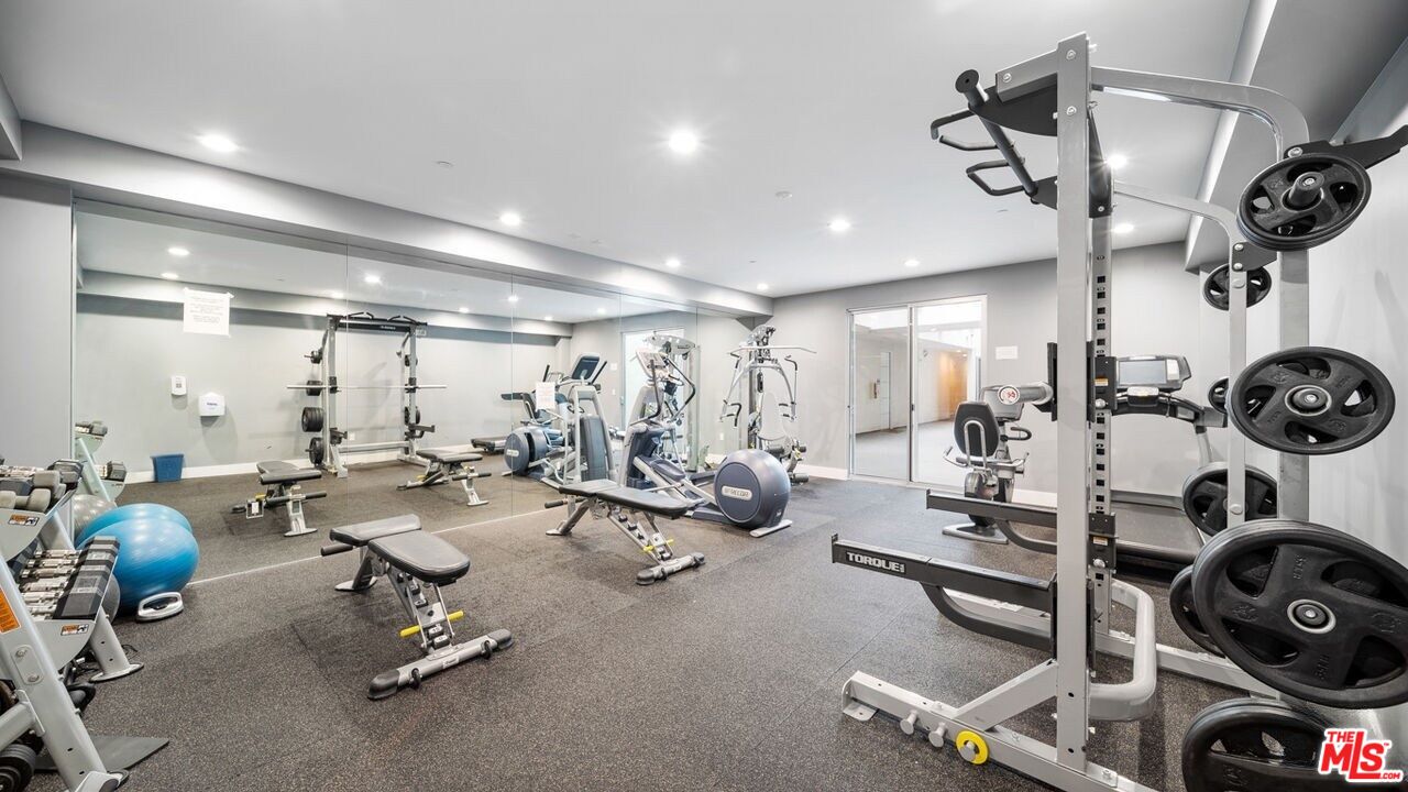 1101 S Harvard Blvd Unit: 505
