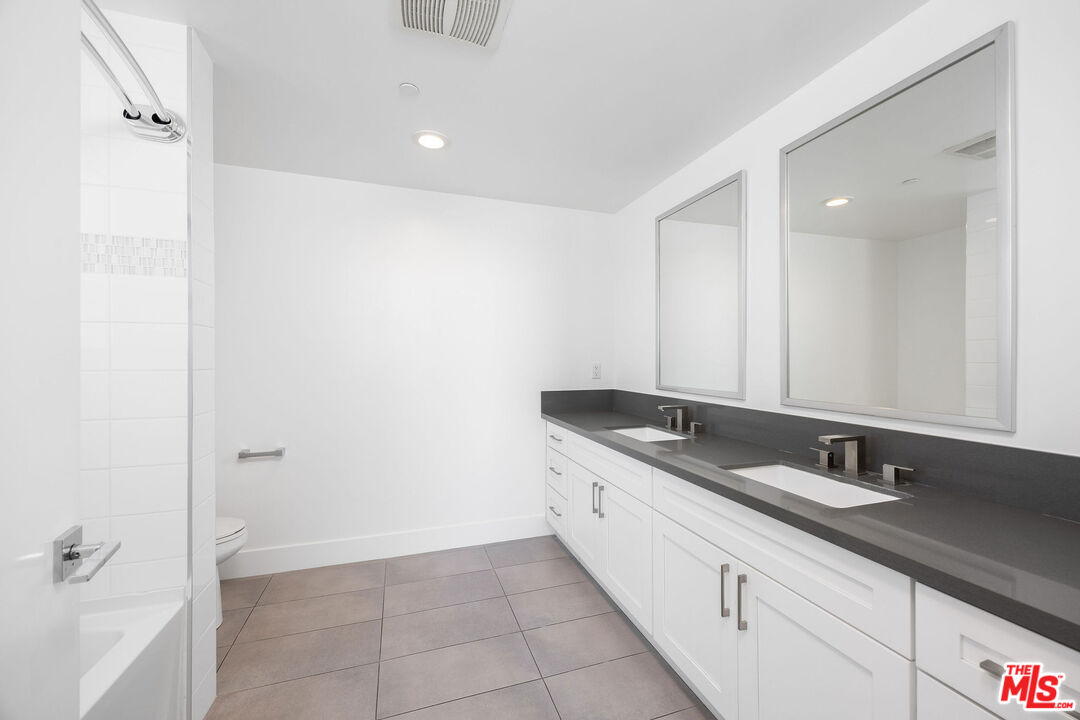 1101 S Harvard Blvd Unit: 505