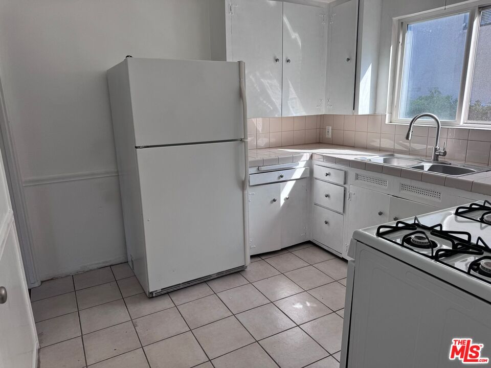 1101 Euclid St Unit: E