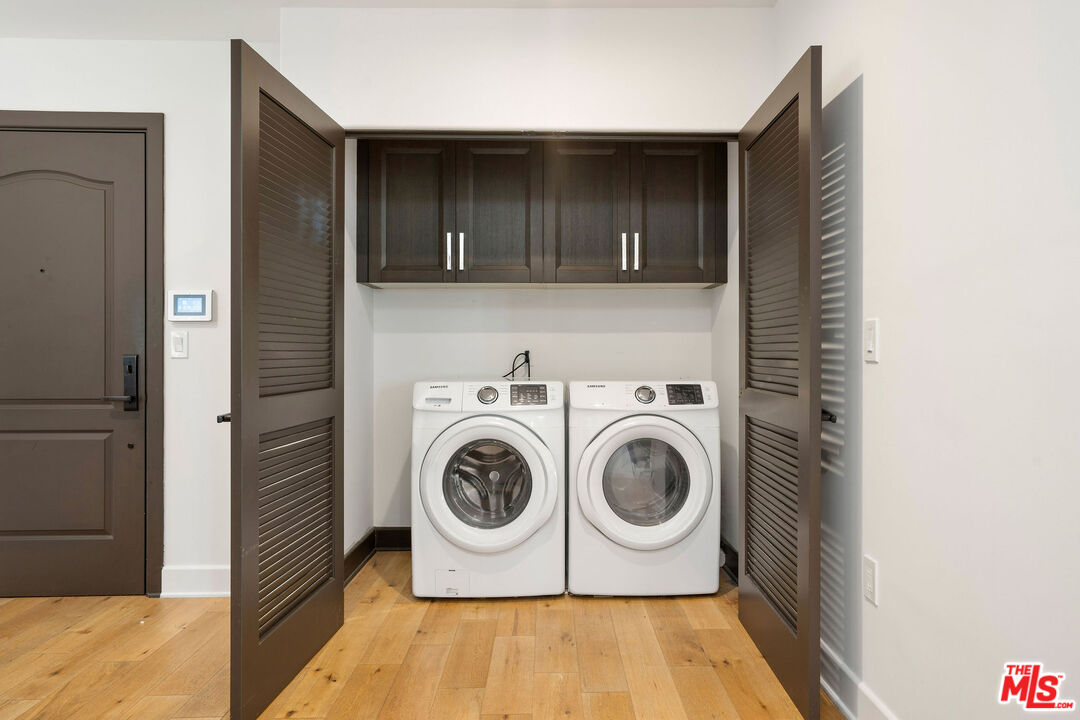 10523 Ashton Ave Unit: 301