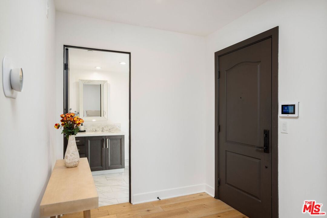 10523 Ashton Ave Unit: 301