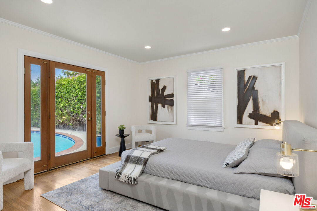 901 S Ogden Dr