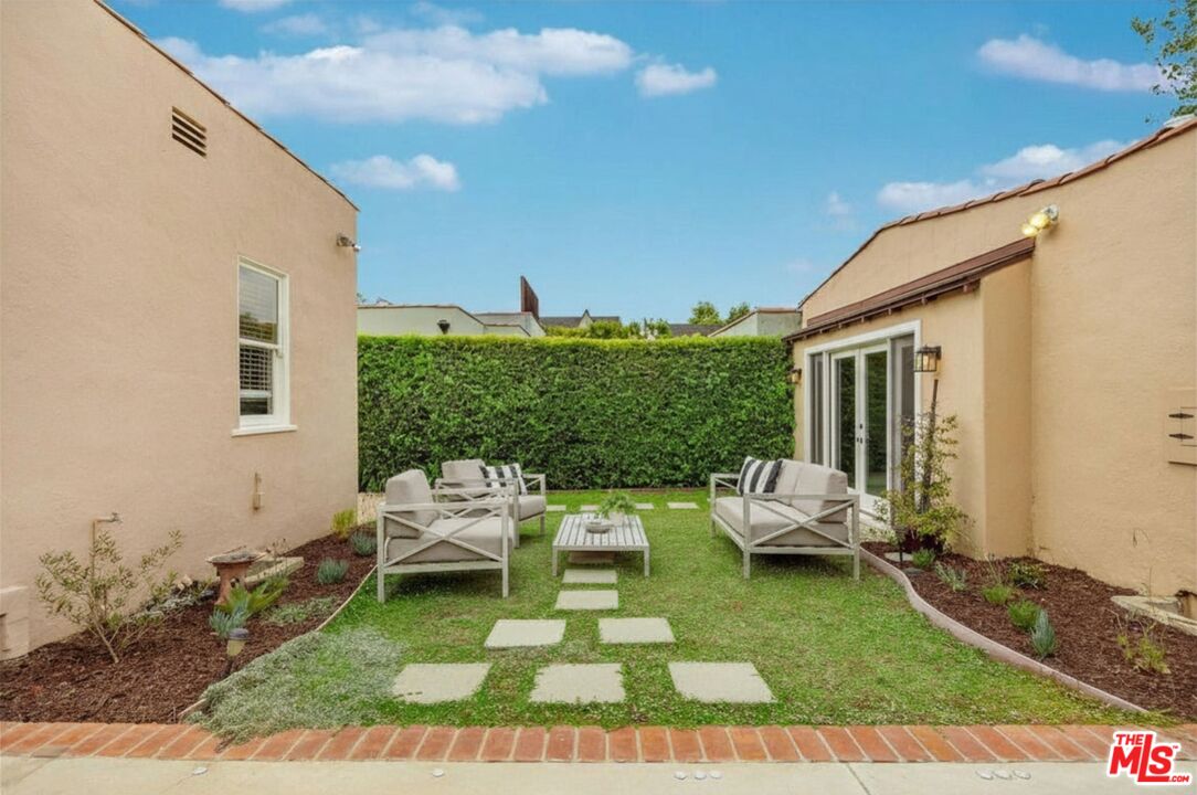 901 S Ogden Dr