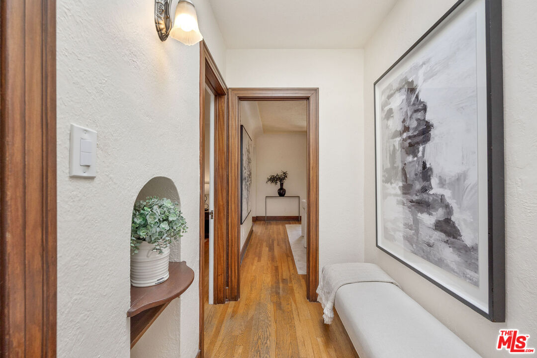 901 S Ogden Dr