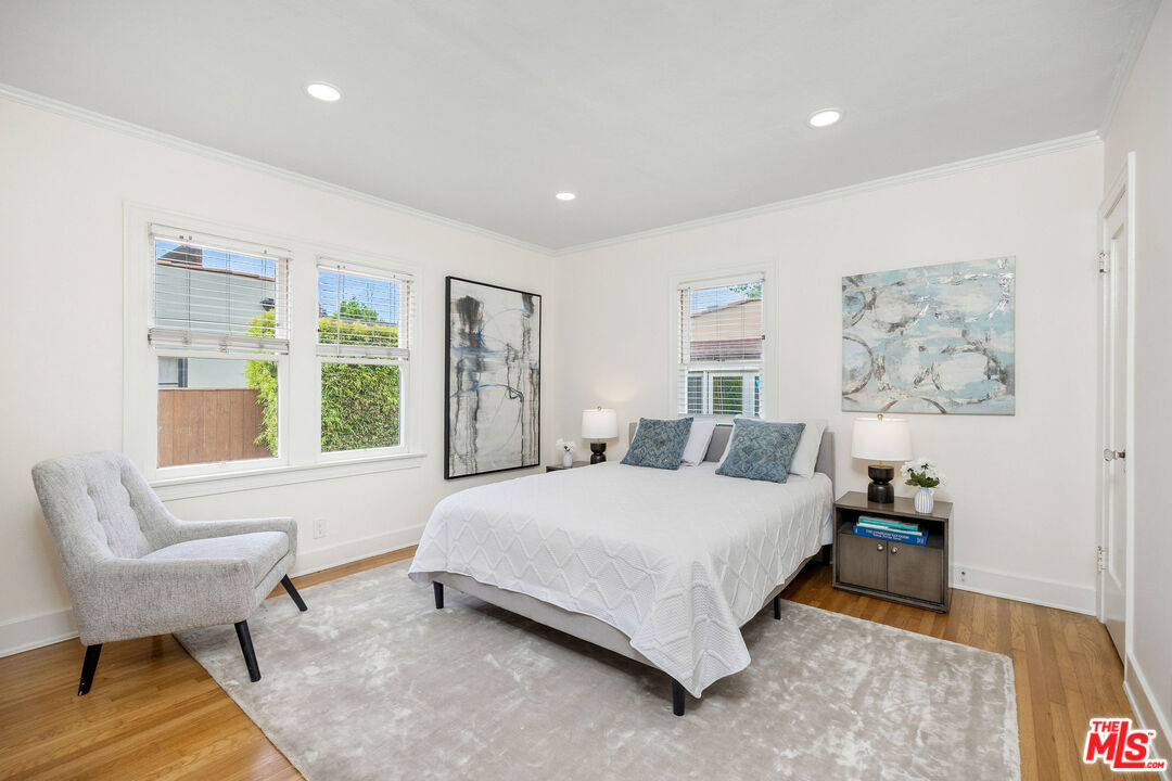 901 S Ogden Dr