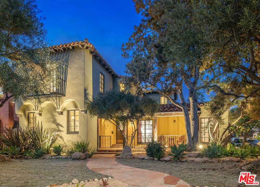 6501 Whitworth Dr