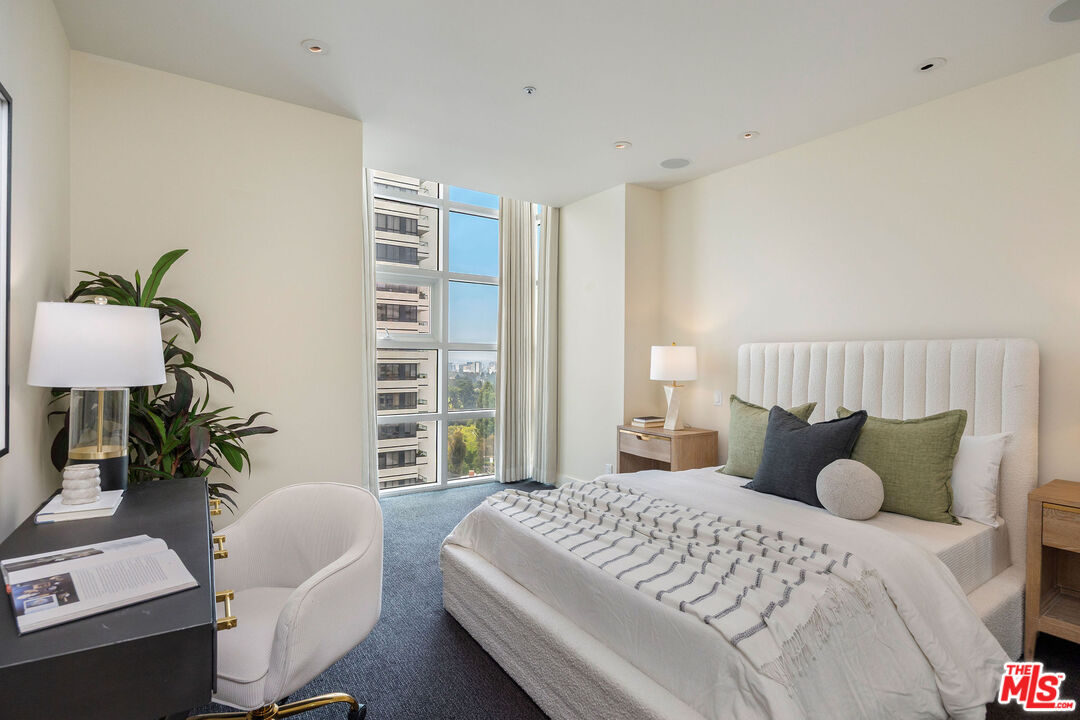 10380 Wilshire Blvd Unit: 902