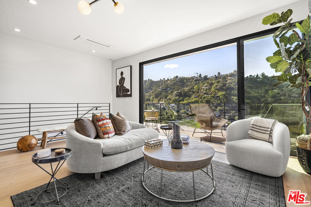 8309 Yucca Trl