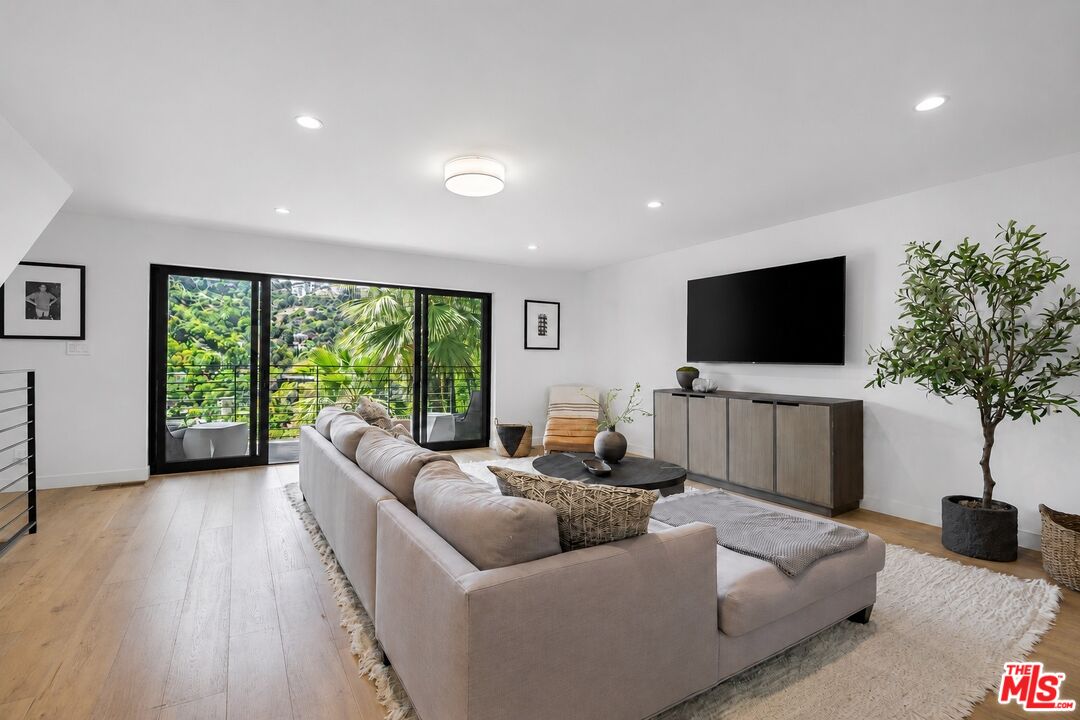 8309 Yucca Trl