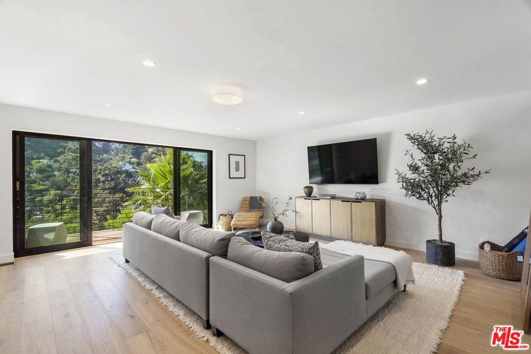 8309 Yucca Trl