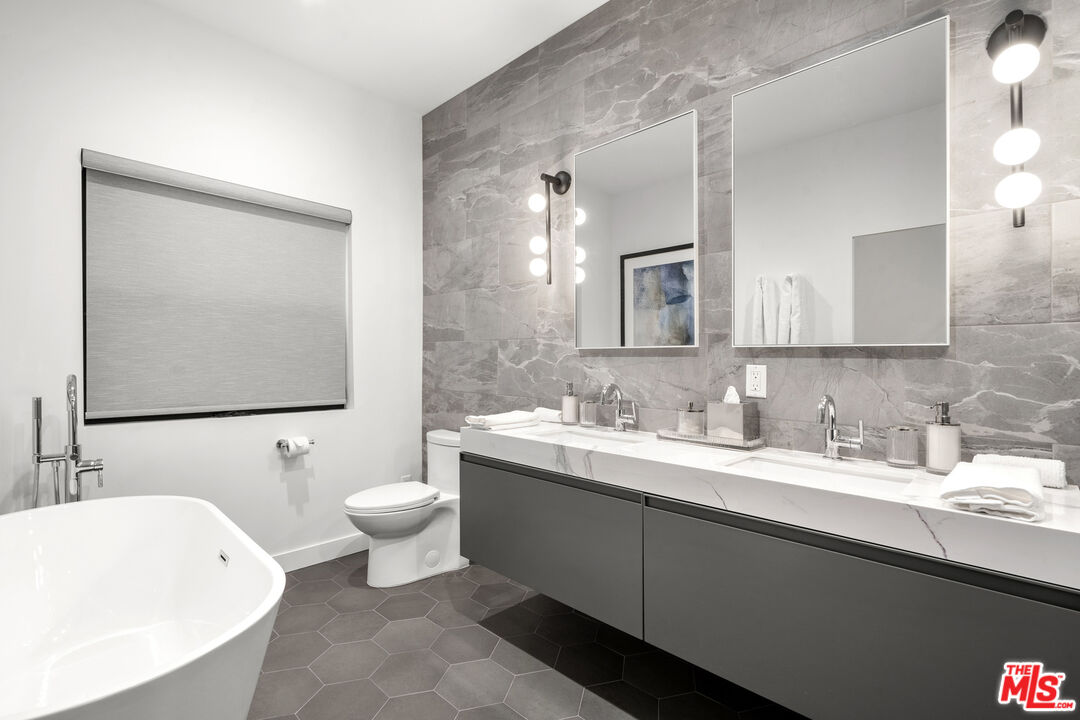 8309 Yucca Trl
