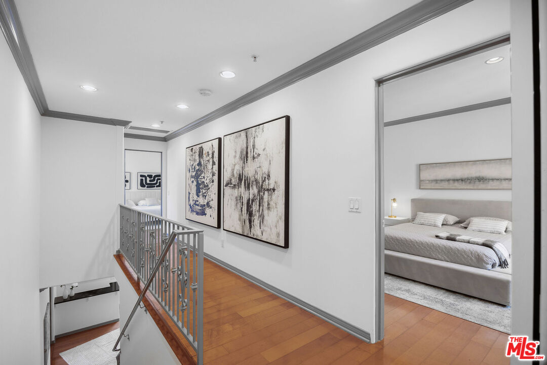 851 N San Vicente Blvd Unit: 304