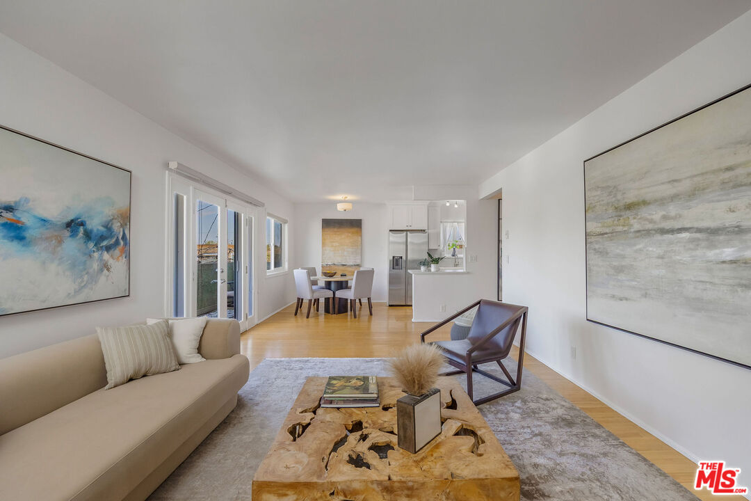 3115 6th St Unit: 4