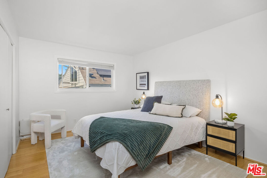 3115 6th St Unit: 4
