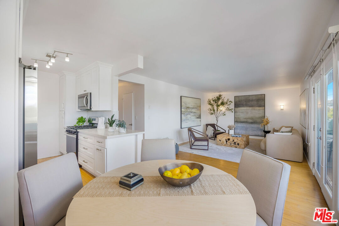 3115 6th St Unit: 4