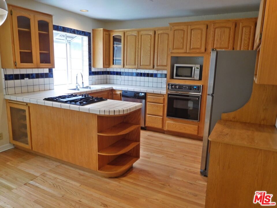 1621 Silverwood Ter
