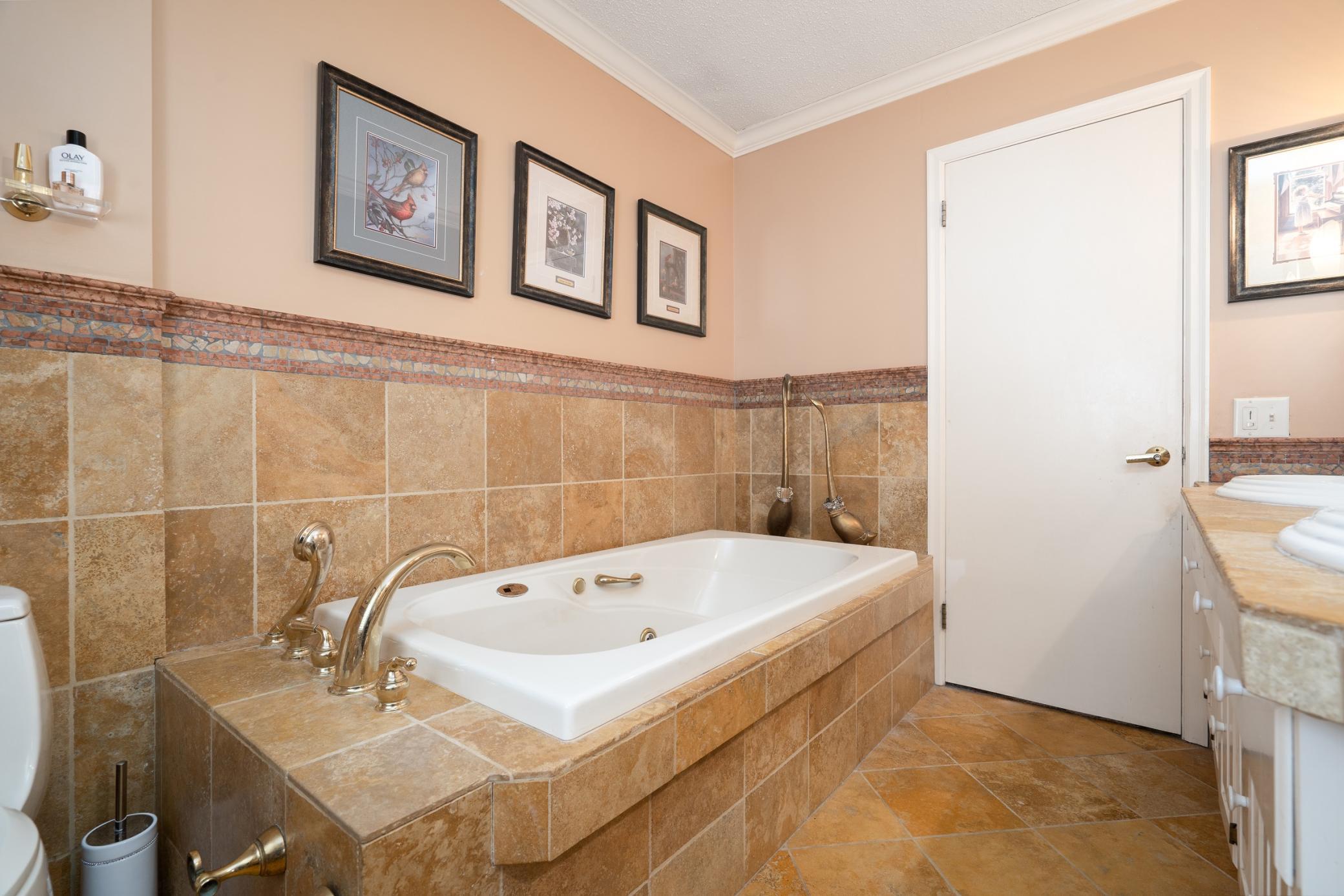 14504 Moonlight Hill Road