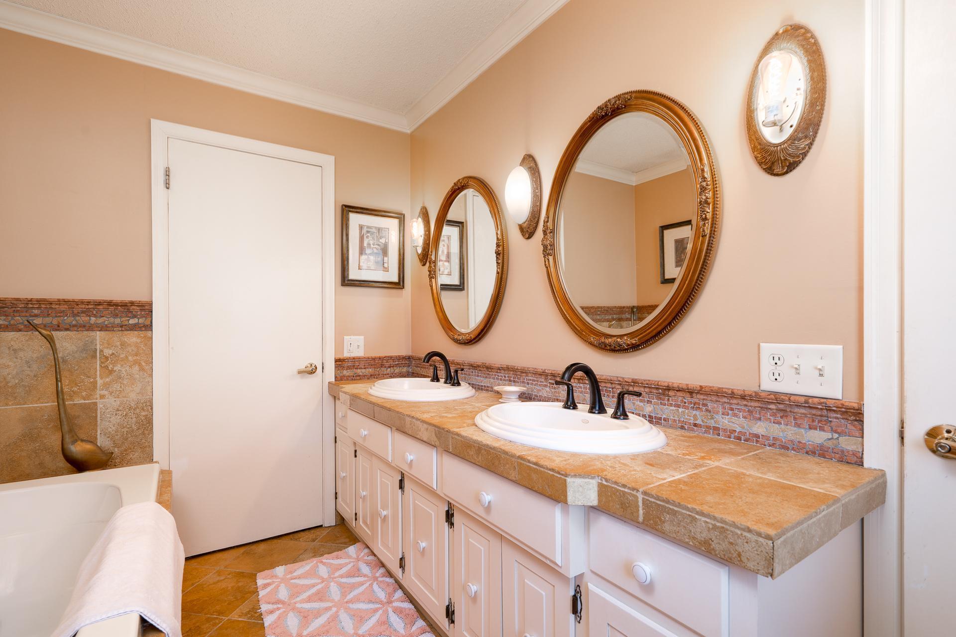 14504 Moonlight Hill Road