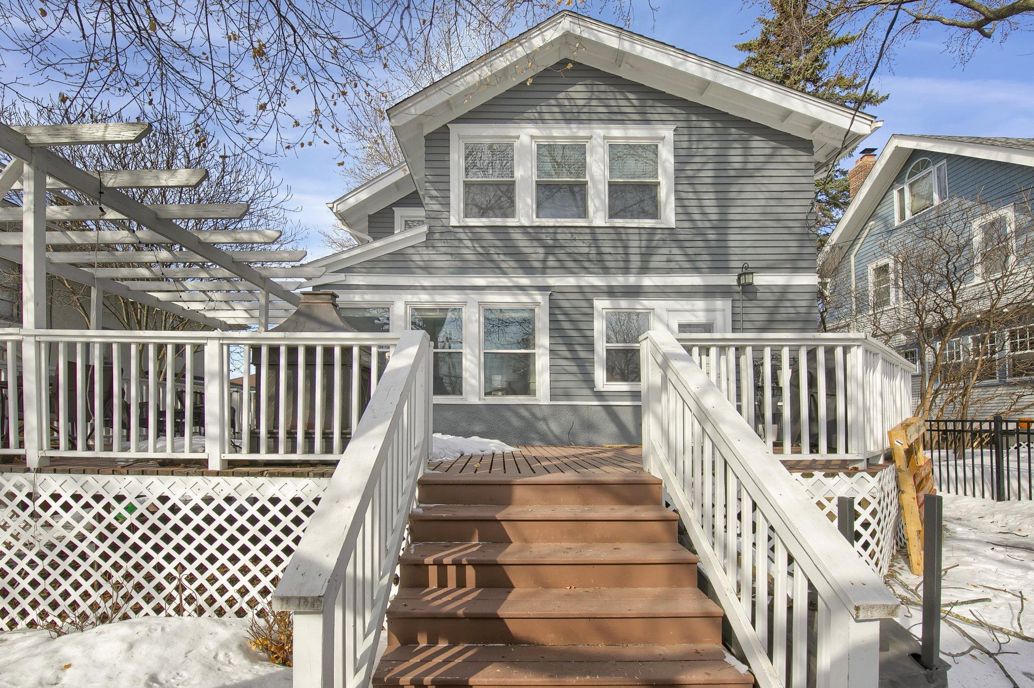 254 Macalester Street